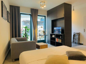 Cozy friendly place with free parking, Prague